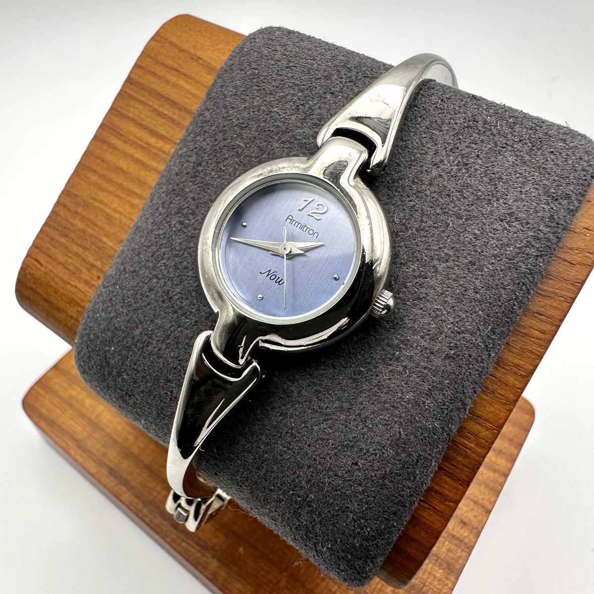 Armitron Now Women's Vintage Silver Quartz Blue Dial Link Bracelet Watch