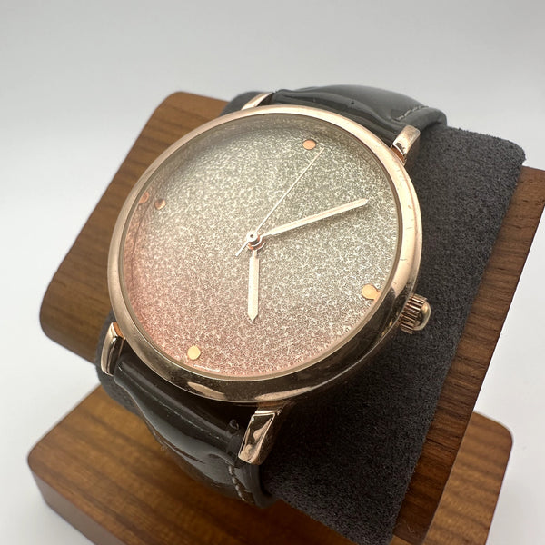 Minimalist Gold Tone Quartz Watch Black Patent Strap Gradient Glittery Dial